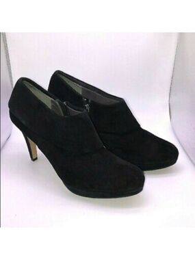 𝅺adrienne Vittadini Black Suede High Heel Shoes.